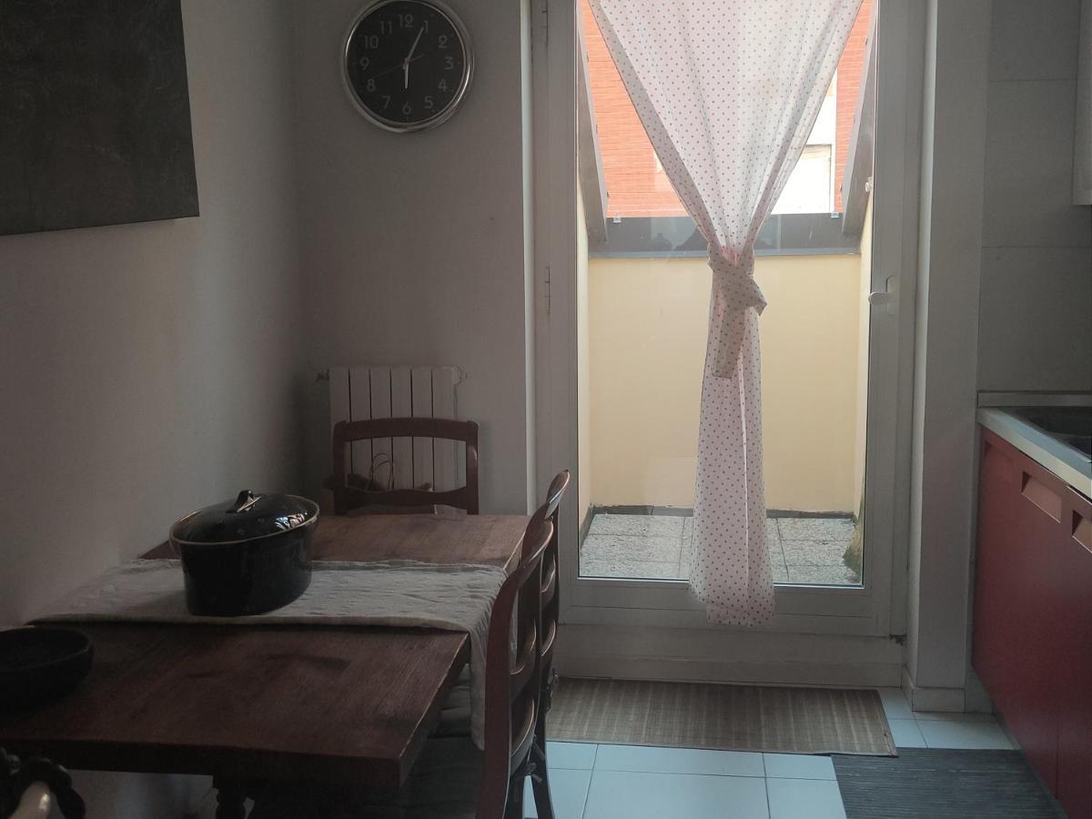 Grande Apartamento, Centro Di Asti Lägenhet Exteriör bild